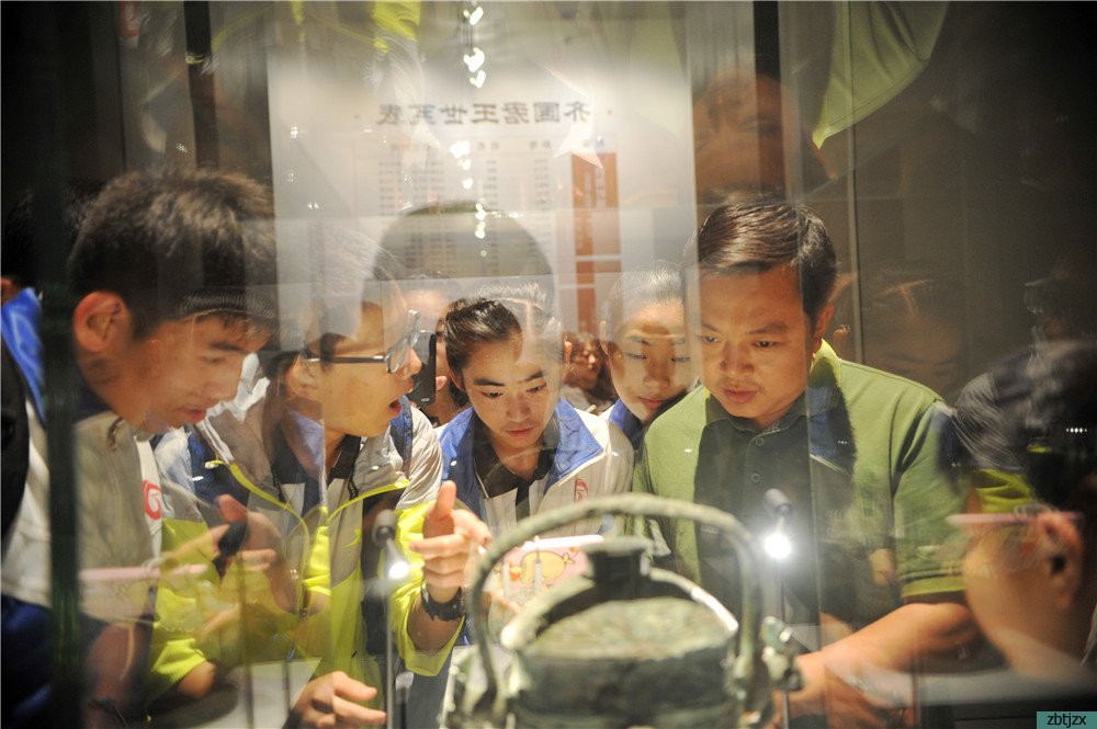 走進(jìn)博物館，感受齊文化