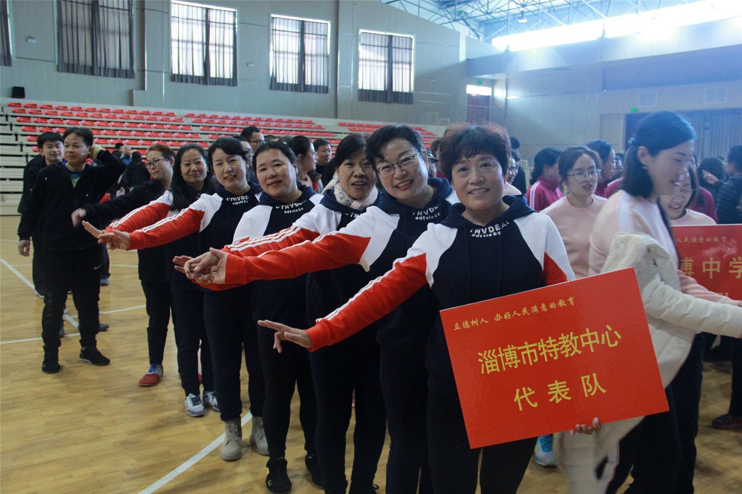 市特教中心毽球隊(duì)在“慶三八”毽球比賽中再創(chuàng)佳績(jī)