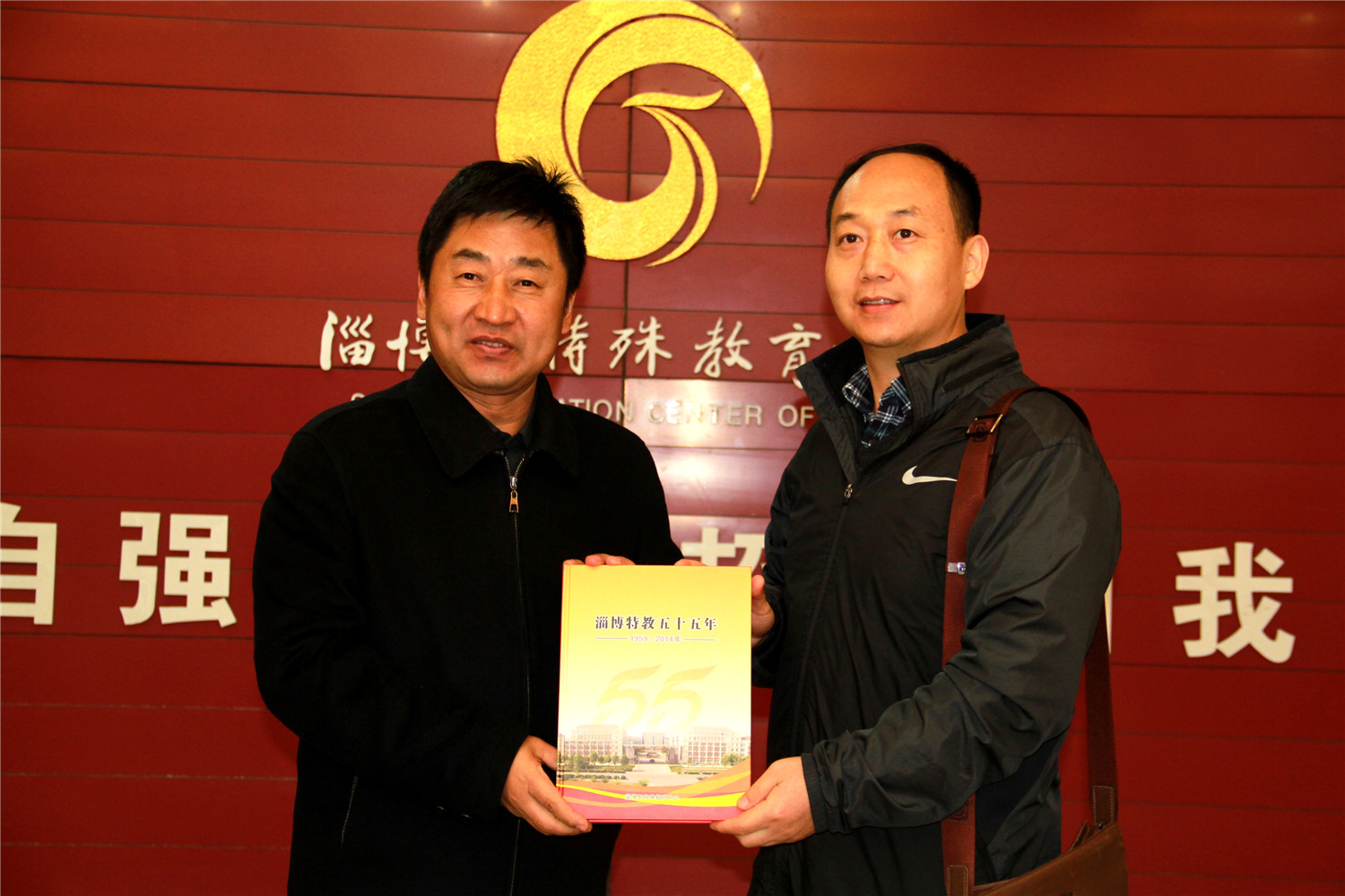 廣東佛山啟聰學(xué)校考察團(tuán)來(lái)校參觀調(diào)研