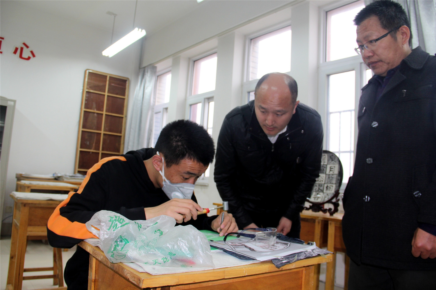 廣東佛山啟聰學(xué)校考察團(tuán)來(lái)校參觀調(diào)研