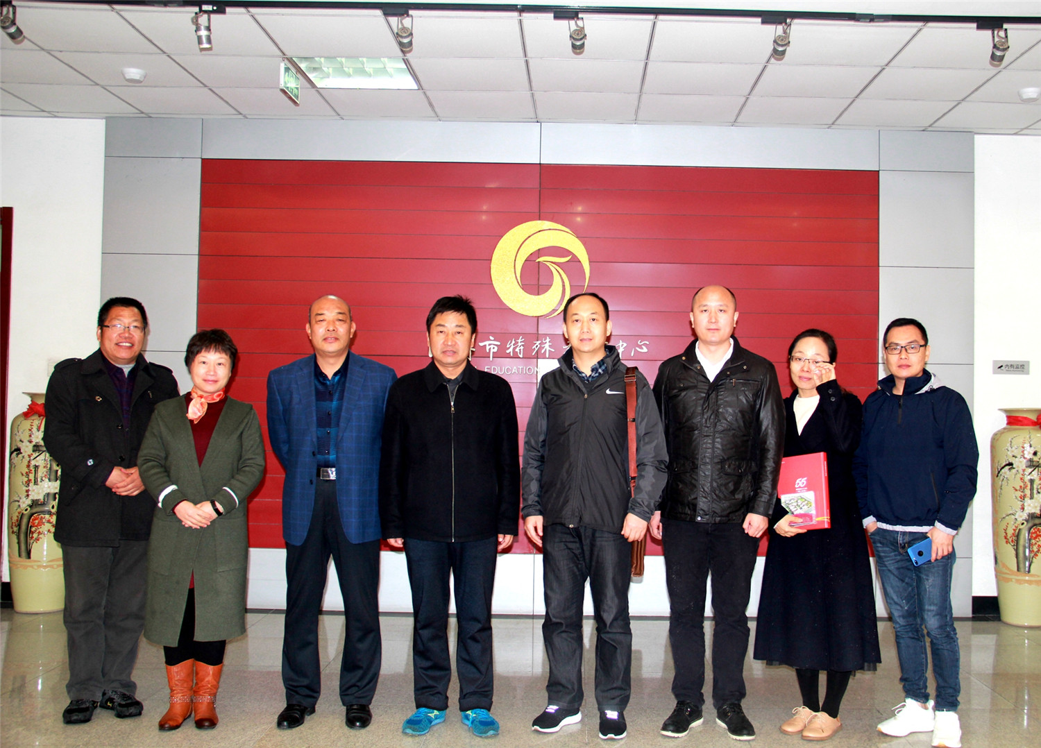 廣東佛山啟聰學(xué)?？疾靾F(tuán)來(lái)校參觀調(diào)研