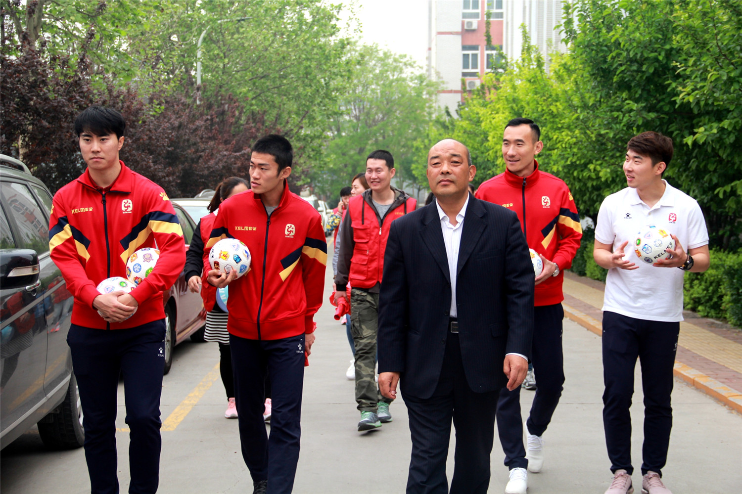 “淄博蹴鞠”愛心筑夢(mèng)  讓特教孩子享受足球快樂