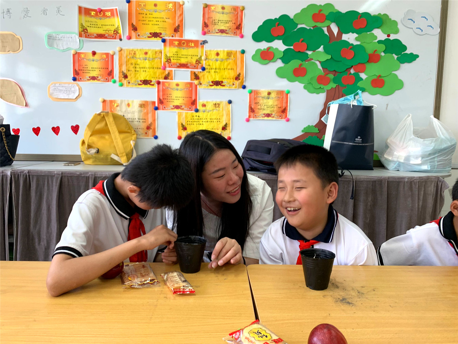 志愿服務(wù)，愛暖 “盲”心