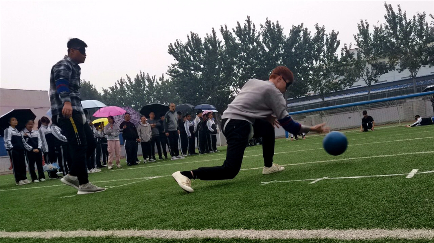 發(fā)揚自強進取精神 迎接國際盲人節(jié)