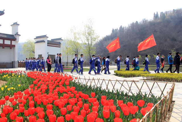 學習原山精神爭做自強楷模