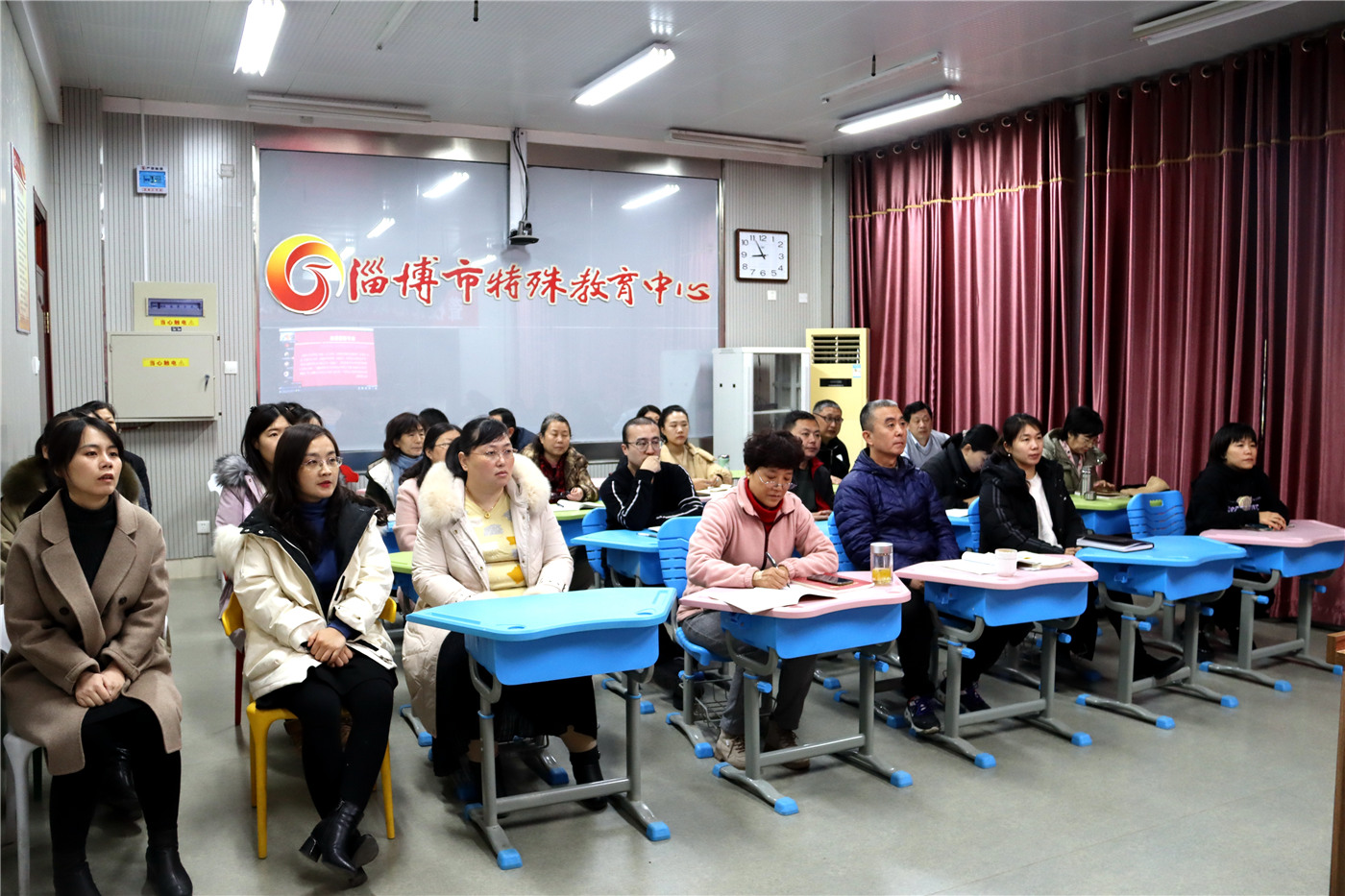 站好思政課講臺，提高立德樹人實效