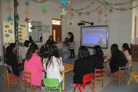 我校落實三項措施吹響“師資培訓”號角