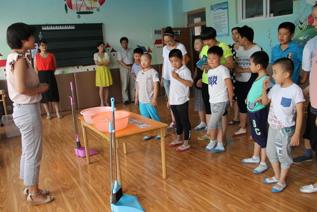 我校舉行“陽光下的向日葵”學(xué)科素養(yǎng)展示活動(dòng)