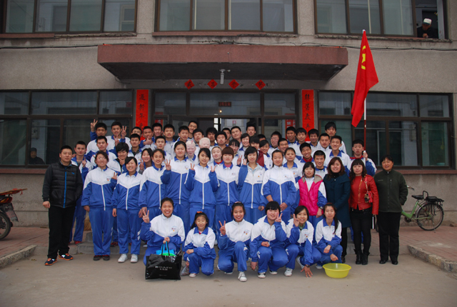 市特教中心開展走進(jìn)尚莊社區(qū)志愿服務(wù)活動